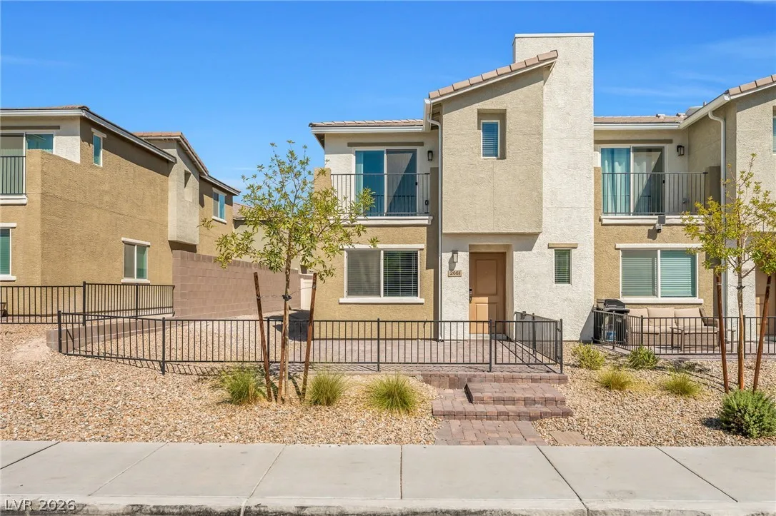 2661 SADDLE BRONZE Court — photo 1