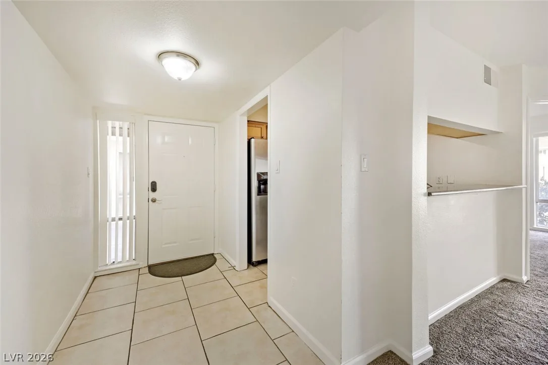 769 Oakmont Avenue 403 — photo 3