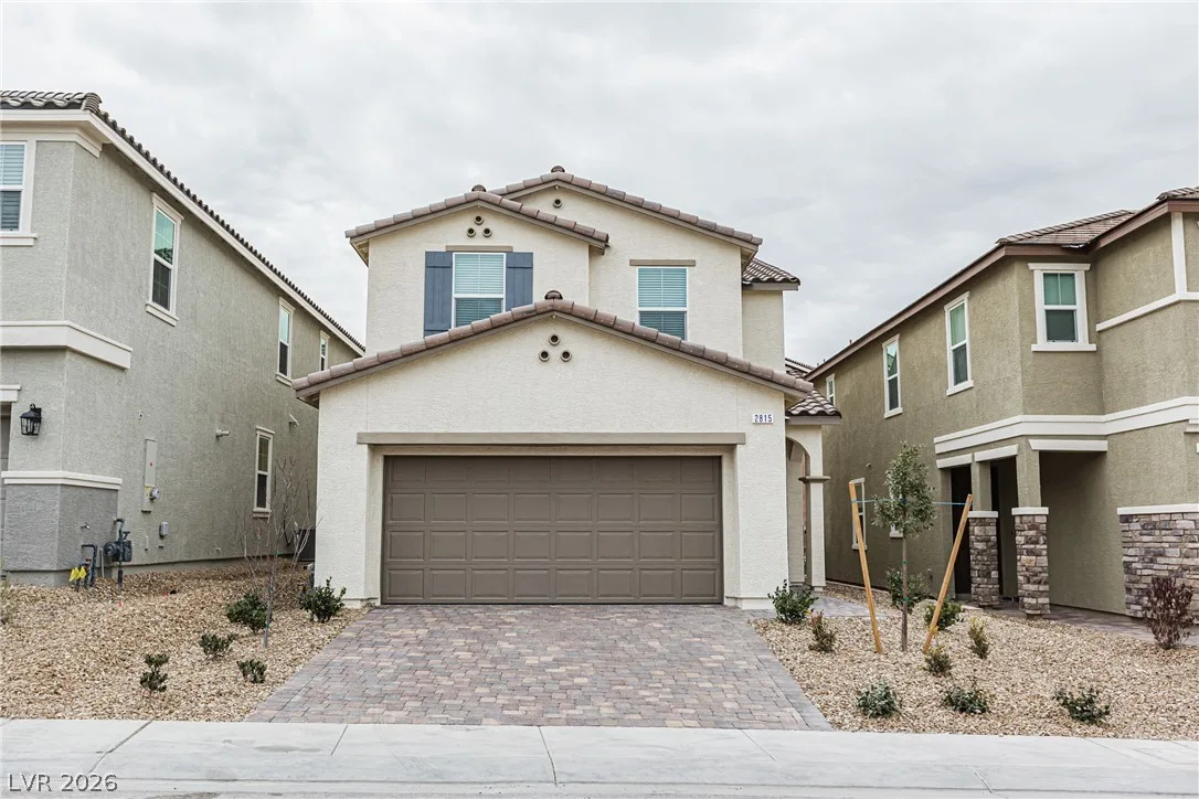 2815 Agueda Place — photo 1