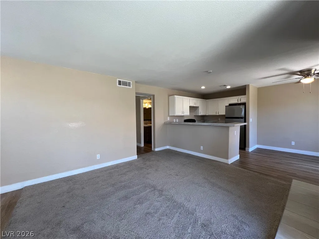 2982 Juniper Hills Boulevard 201 — photo 3