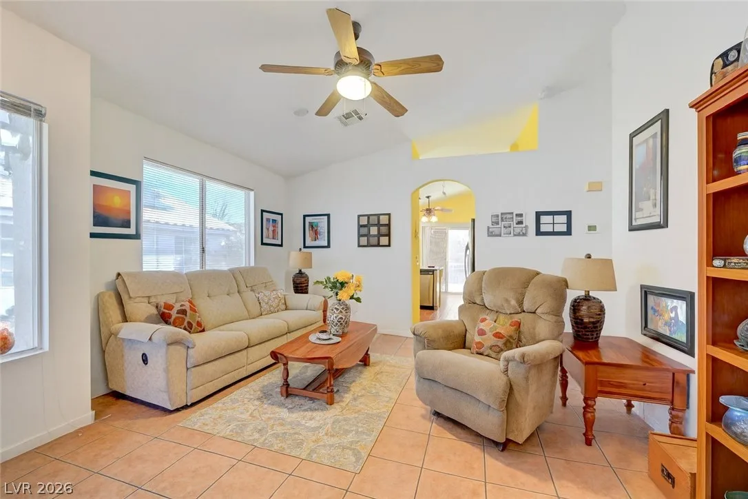 3048 Sierra Ridge Drive — photo 2