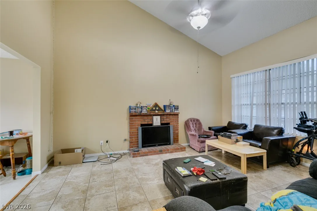 102 Boysenberry Lane — photo 2