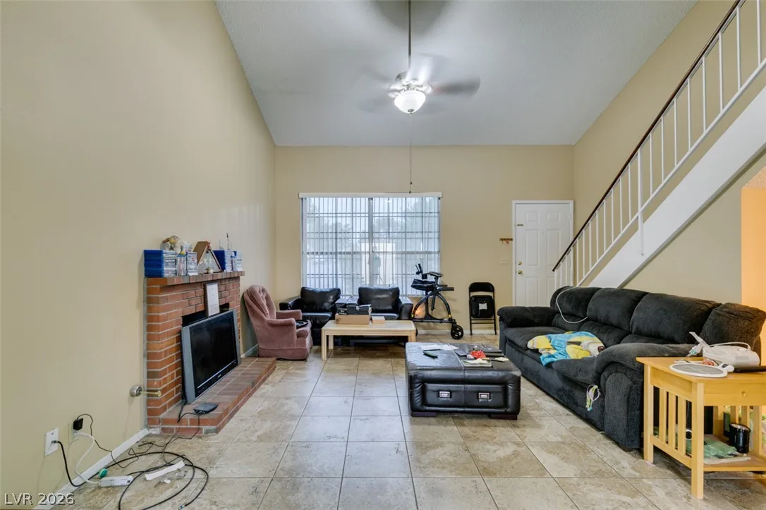 102 Boysenberry Lane — photo 3