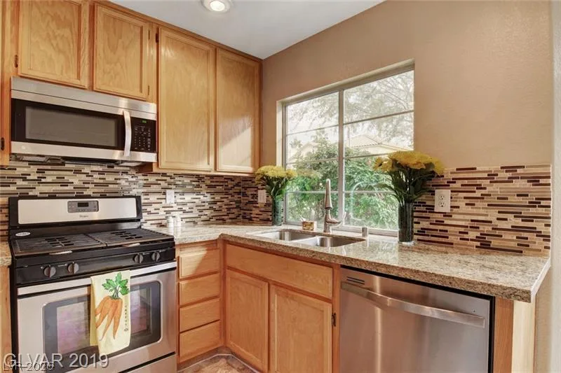 2647 Ridgewater Circle — photo 3