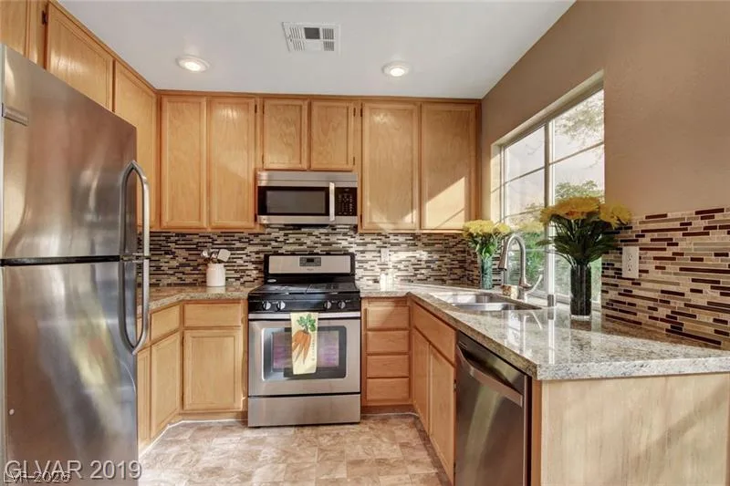 2647 Ridgewater Circle — photo 4