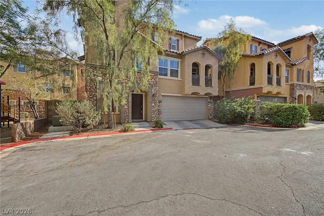 10446 Wildflower Gully Street — photo 5