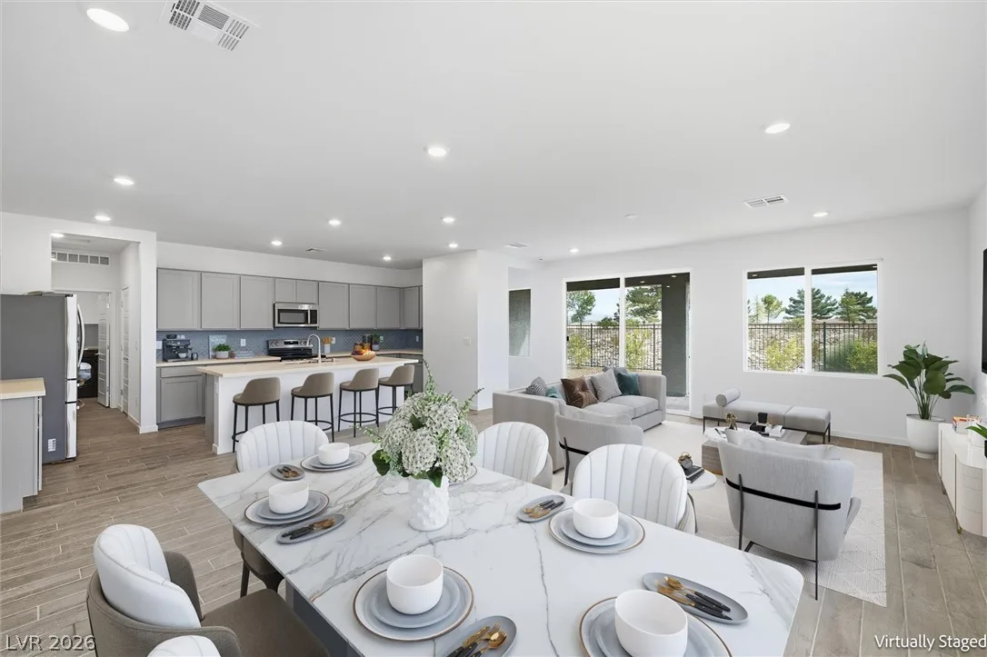 4015 East Cactus Canyon Drive — photo 2