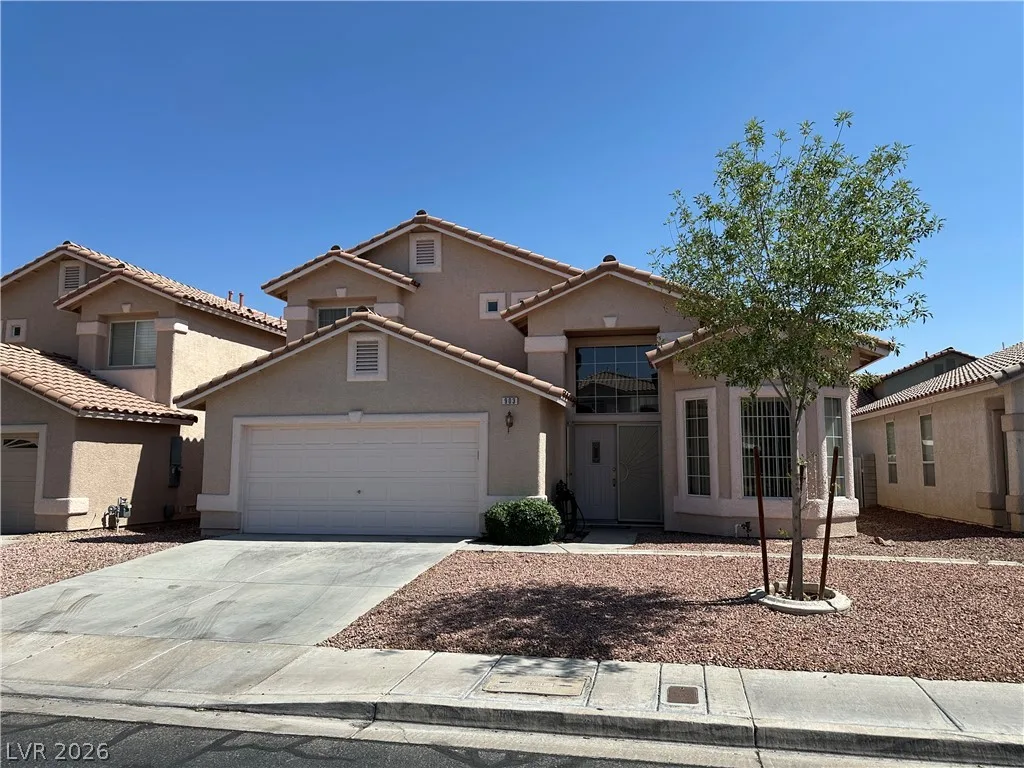903 Sterling Thorn Court — photo 1