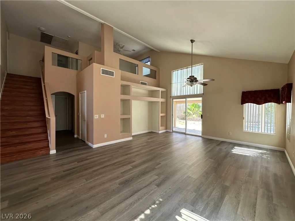 903 Sterling Thorn Court — photo 4