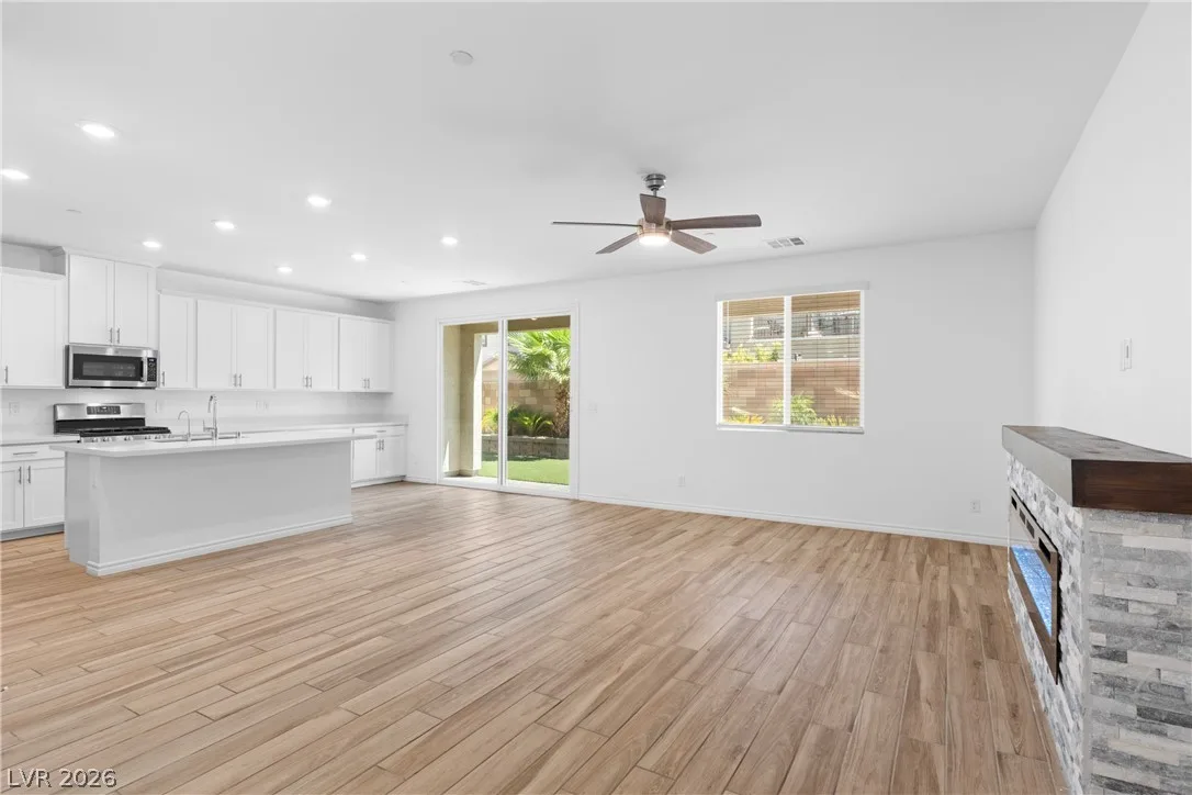820 Aurelie Ridge Street — photo 5