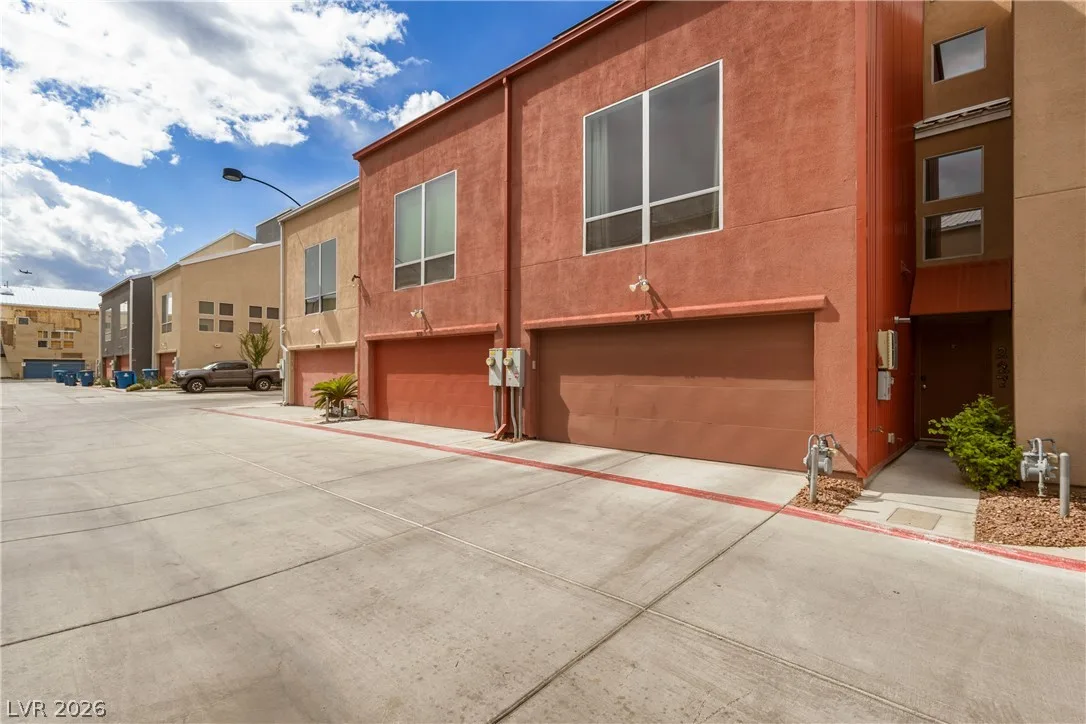 227 Dougram Avenue — photo 1