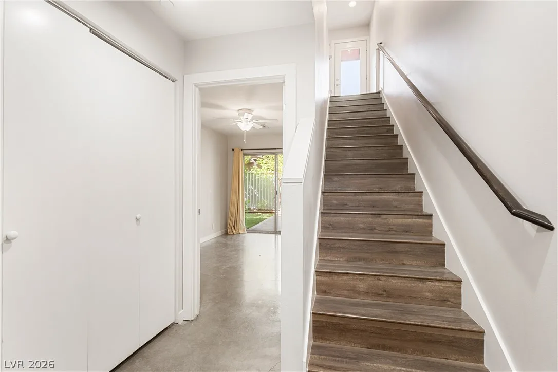 227 Dougram Avenue — photo 4