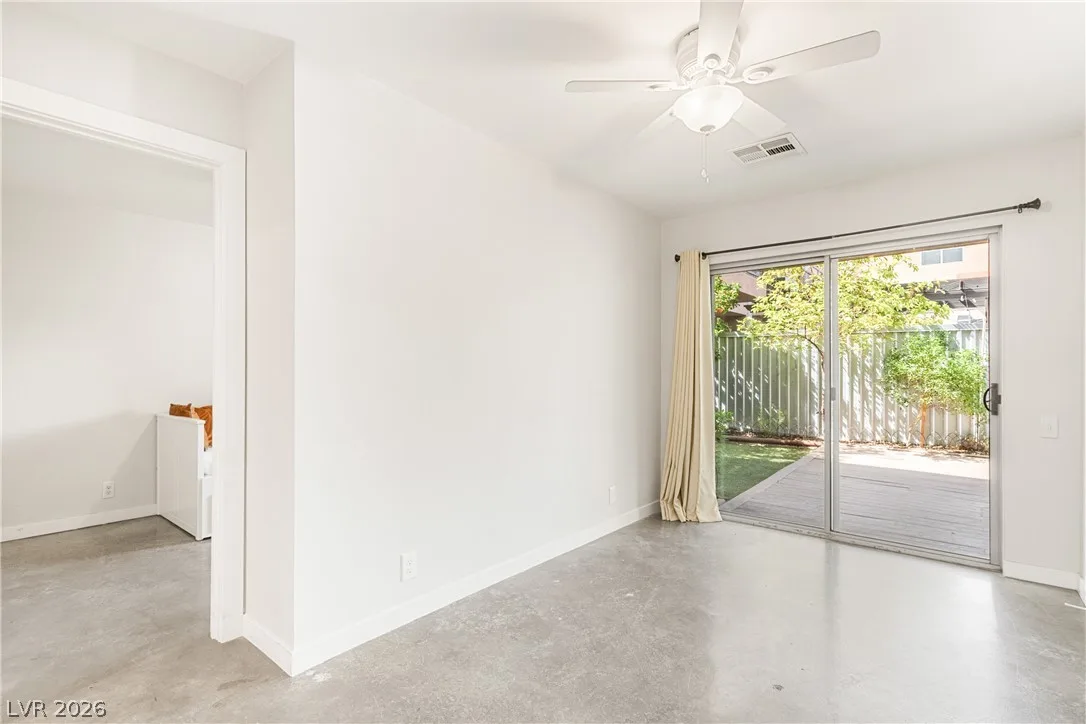 227 Dougram Avenue — photo 5