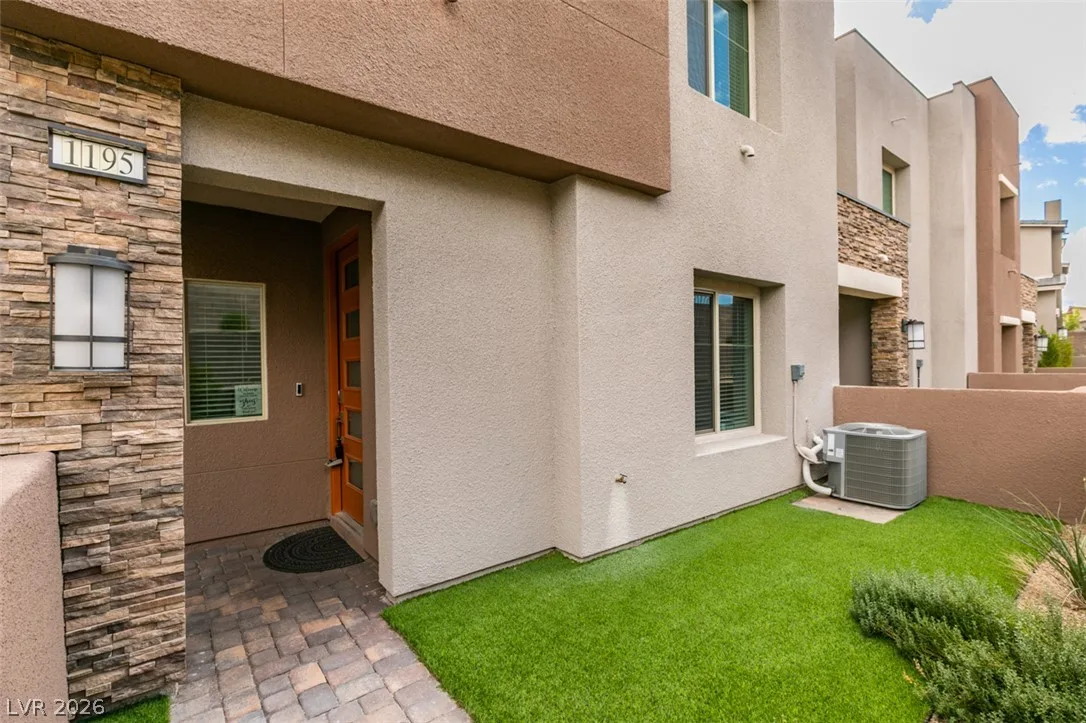 600 North Carriage Hill Drive 1195 — photo 5