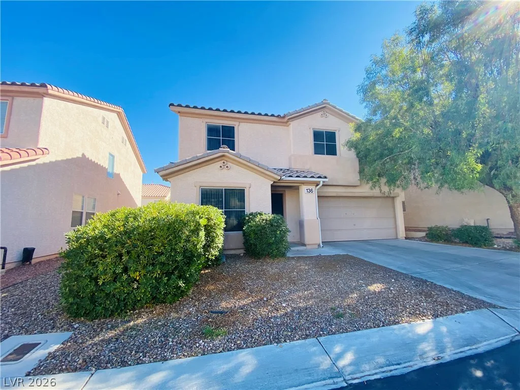 136 Temple Wood Court — photo 1