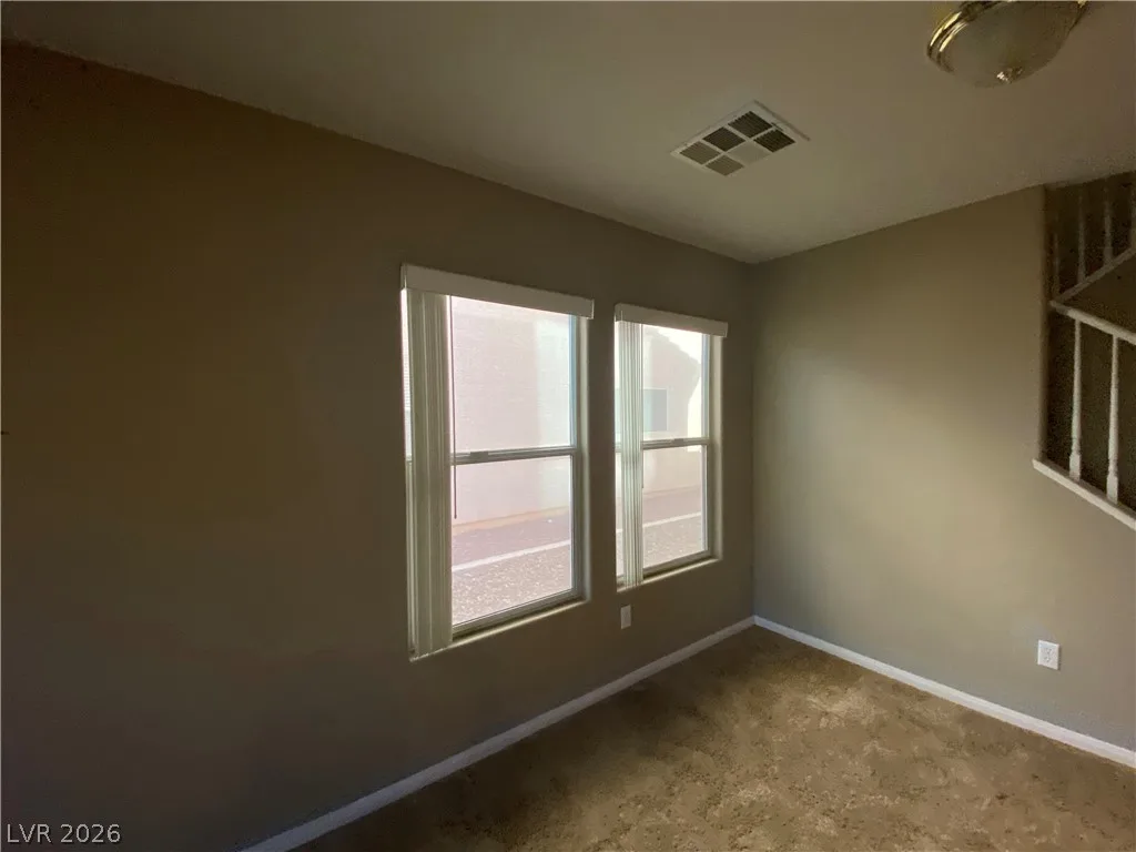 136 Temple Wood Court — photo 3