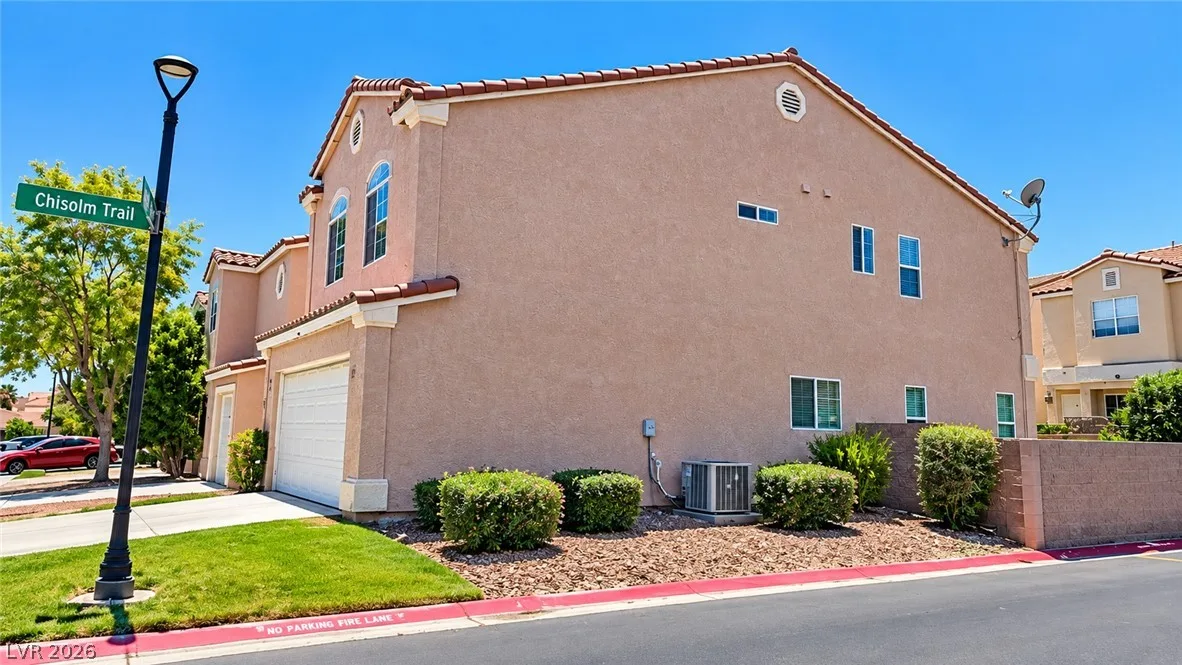 5323 Hanging Tree Lane — photo 2