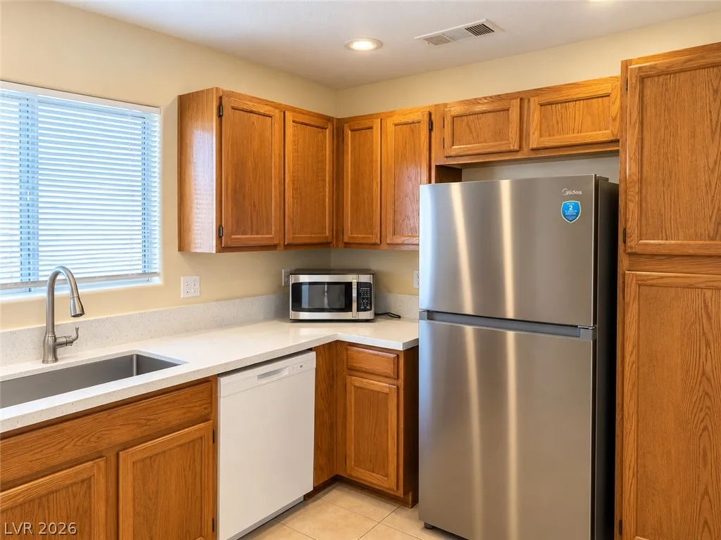 5323 Hanging Tree Lane — photo 3