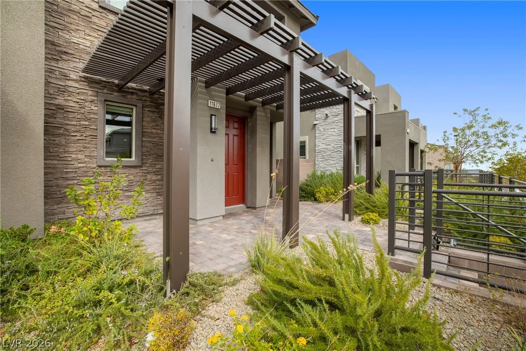 11677 Emerald Lake Avenue — photo 3