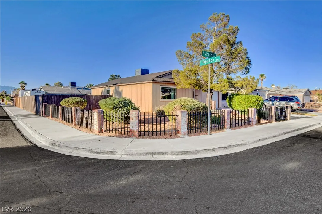 6340 Molino Street — photo 2