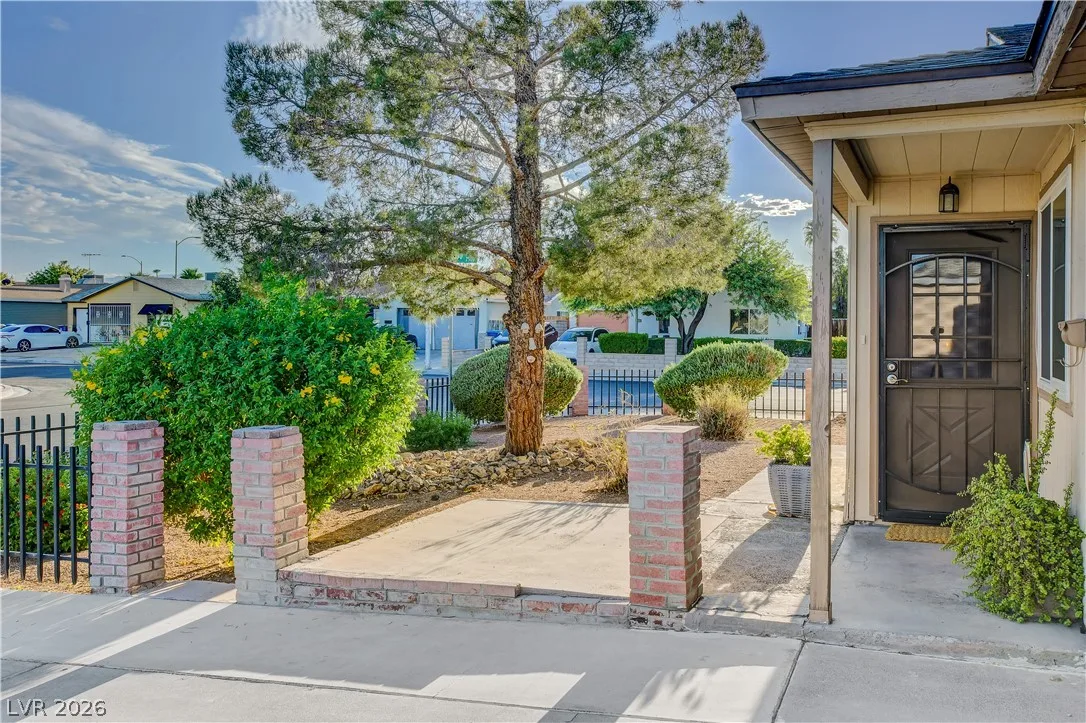 6340 Molino Street — photo 4