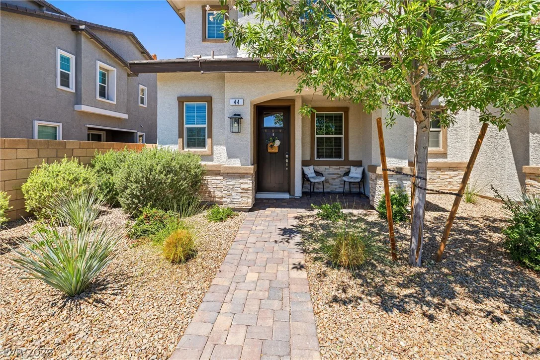 44 Kimberlite Drive — photo 2