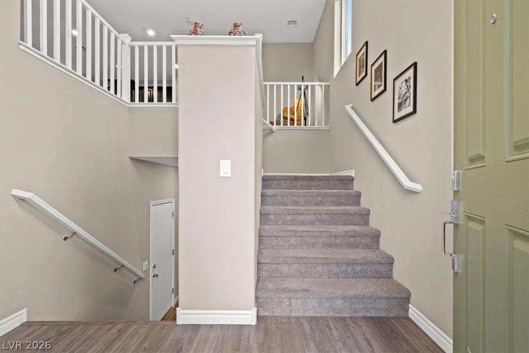 10788 Mulholland Avenue — photo 4