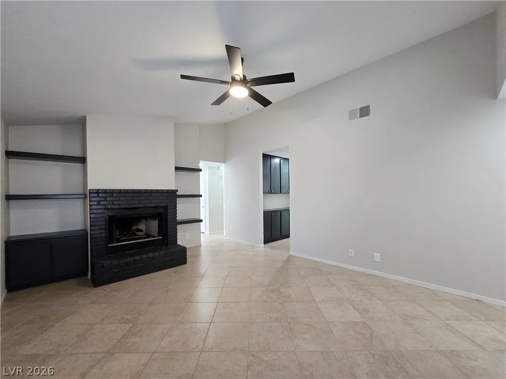 908 Coral Isle Way — photo 5