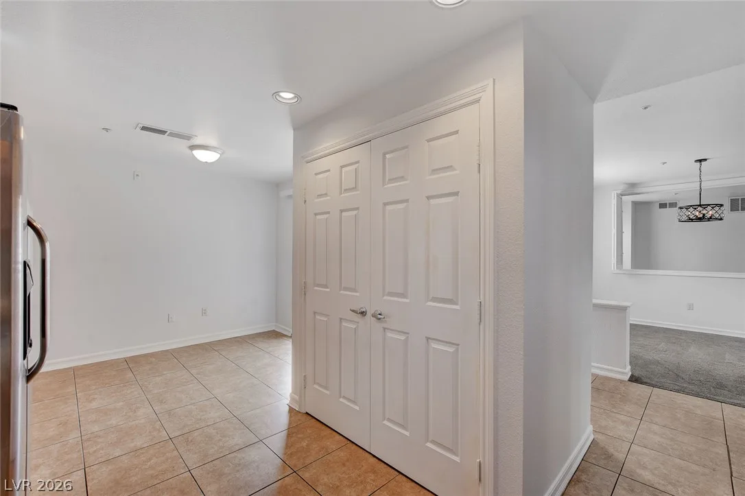 230 East Flamingo Road 404 — photo 1