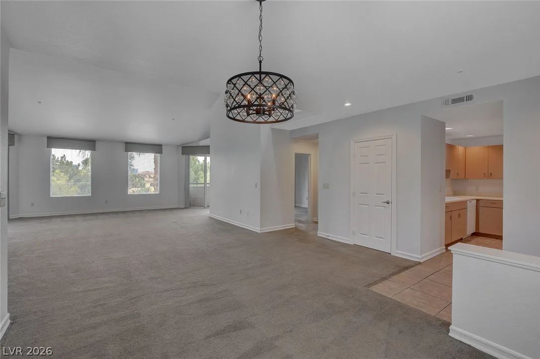 230 East Flamingo Road 404 — photo 4