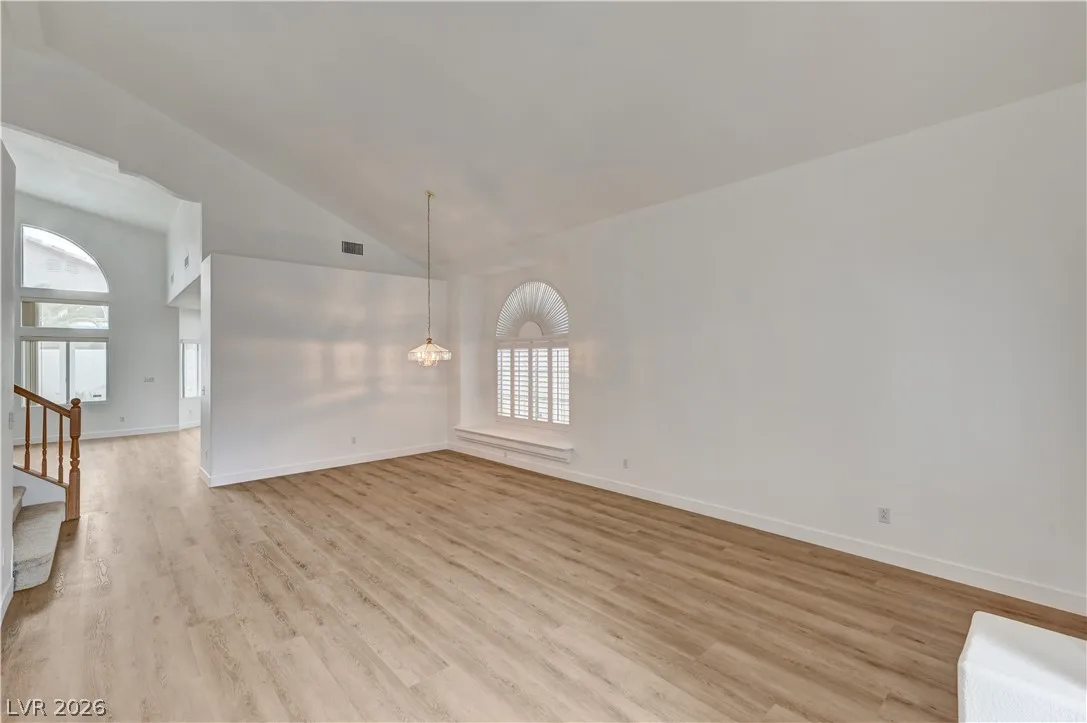 10016 Diving Duck Avenue — photo 4