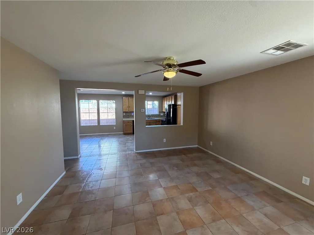 67 Desert Coyote Street — photo 3
