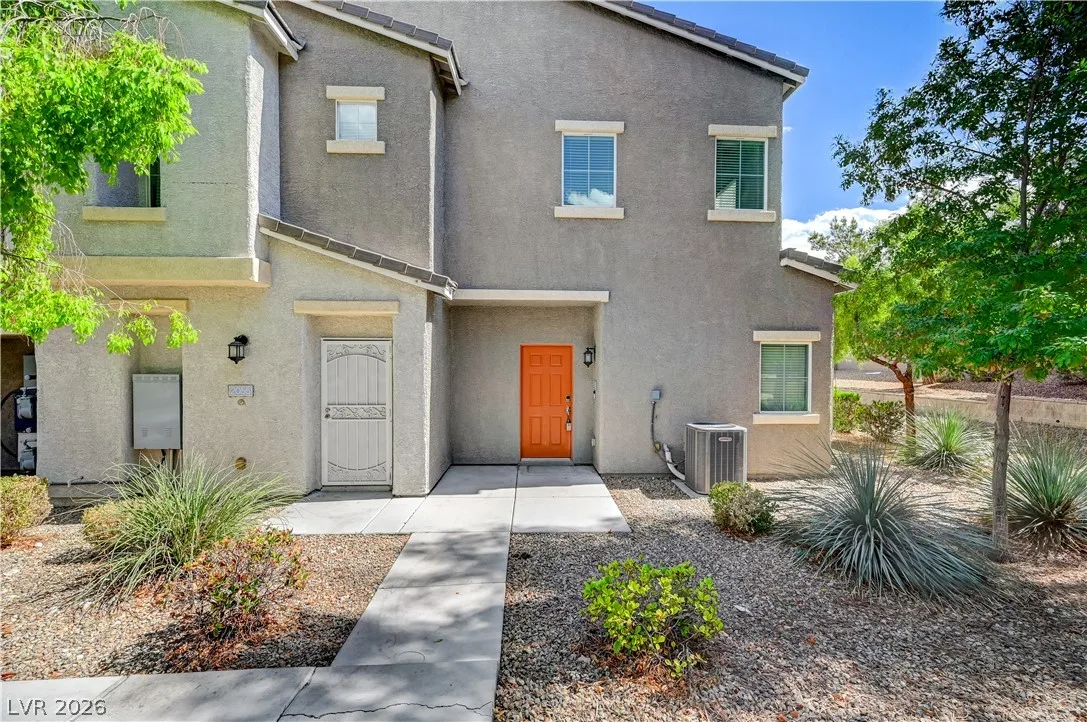 2455 Sunflower Days Avenue 1056 — photo 2