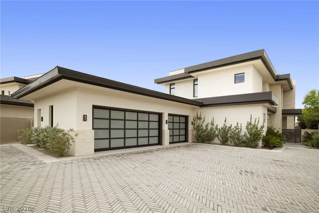 11675 Discovery Canyon Drive — photo 1