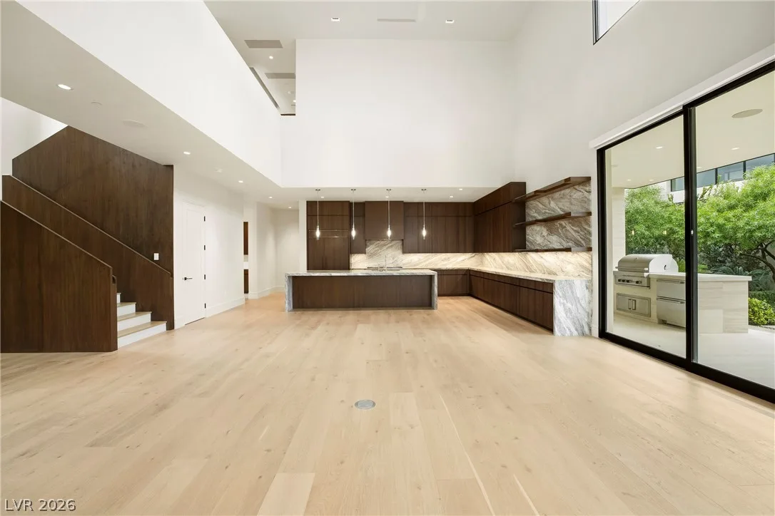 11675 Discovery Canyon Drive — photo 2
