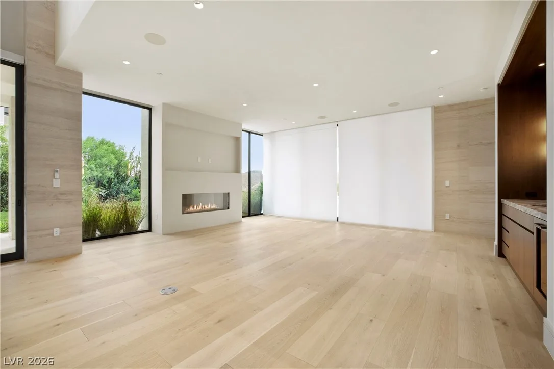 11675 Discovery Canyon Drive — photo 3