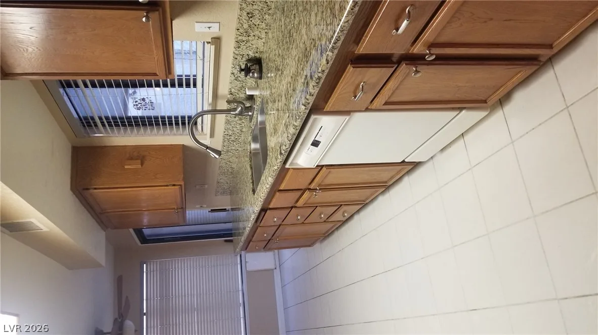 3212 Beacon Shores Circle — photo 5