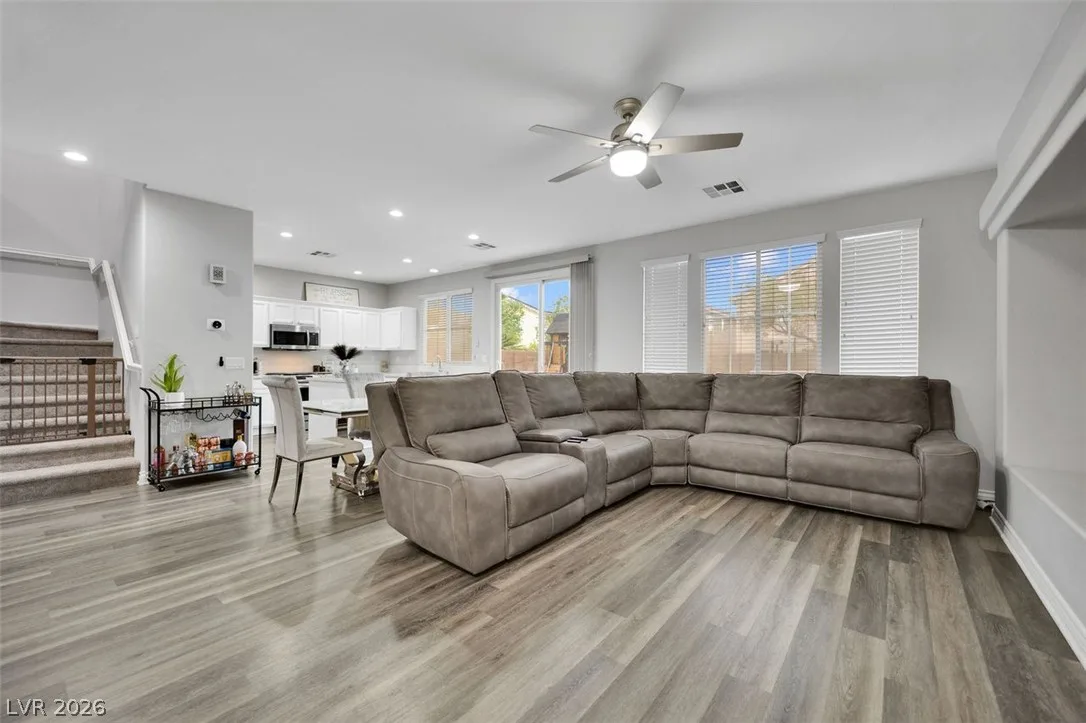 6940 Willow Warbler Street — photo 4