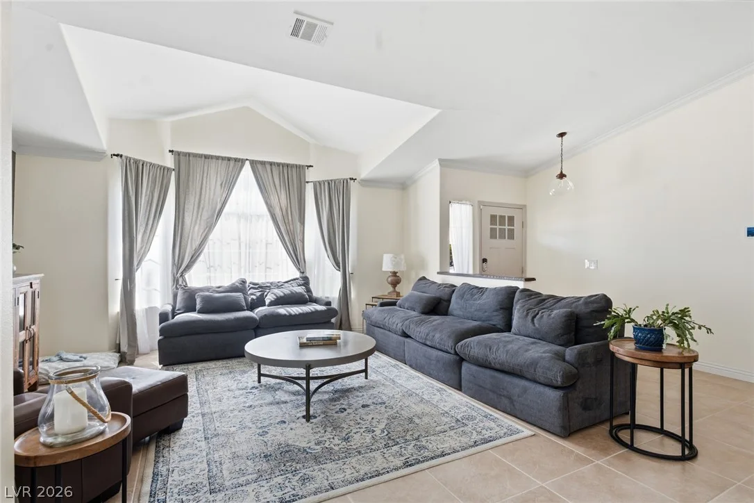 8212 Arch Bay Lane — photo 5