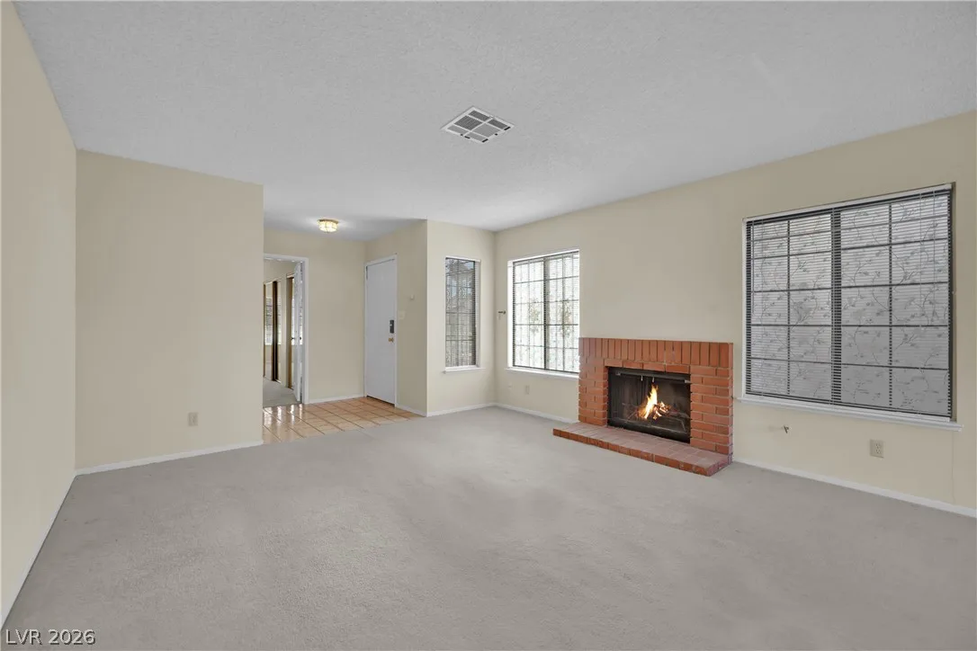 3338 Astoria Drive — photo 4