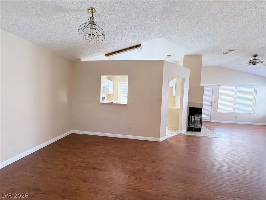 2737 CATHEDRAL Lane — photo 3