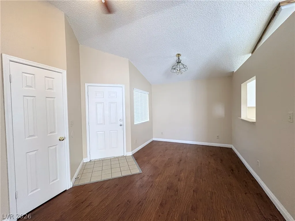 2737 CATHEDRAL Lane — photo 5