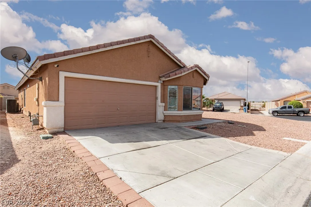 6451 Abbeville River Court — photo 1