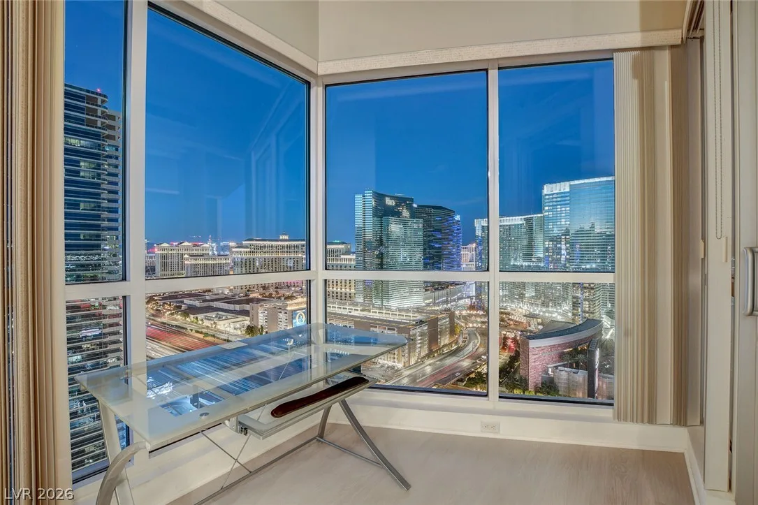 4575 Dean Martin Drive 2812 — photo 5