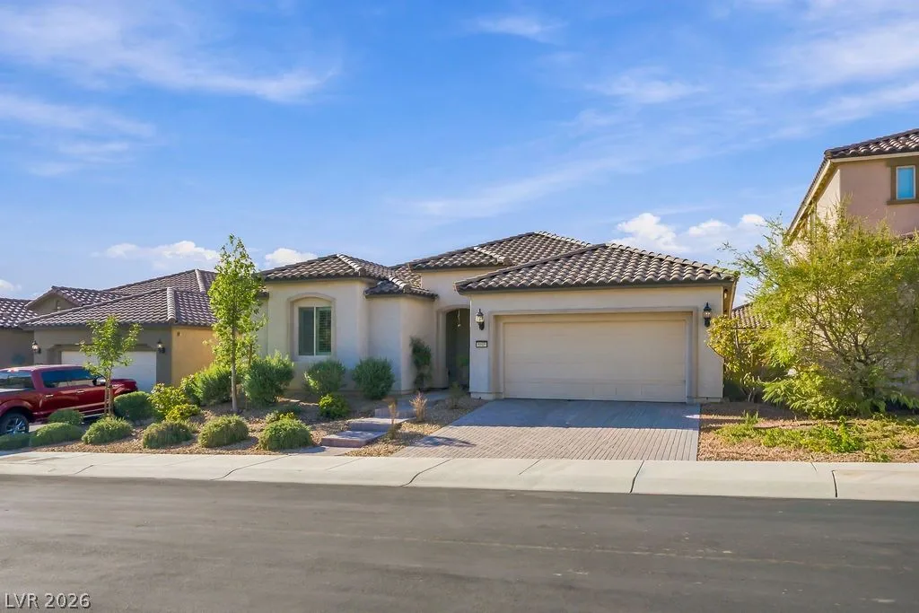 9945 Bristlecone Skye Avenue — photo 5
