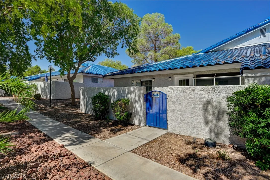 2040 Willowbury Drive C — photo 3