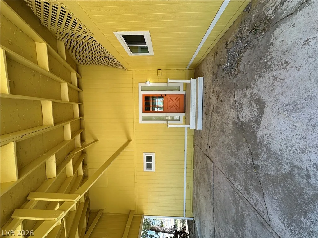 2590 North Murphy Street — photo 4
