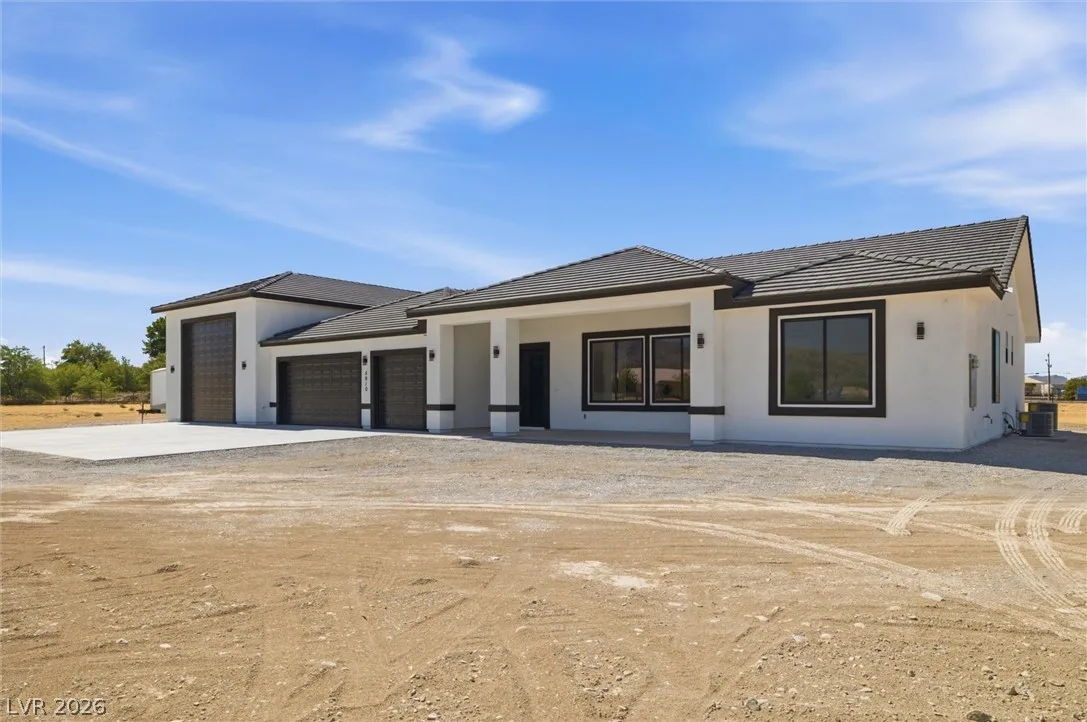 5910 East Kellogg Road — photo 5