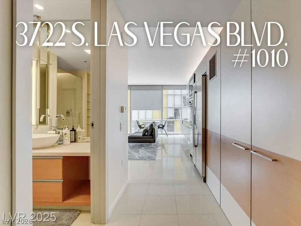 3722 South Las Vegas Boulevard 1010 — photo 1