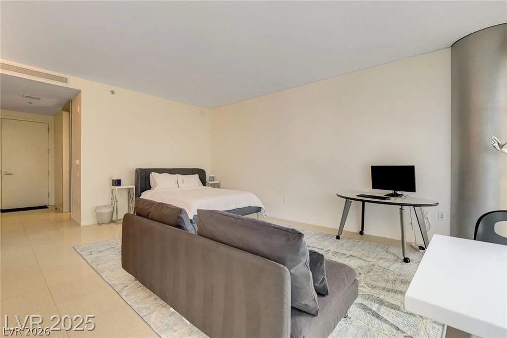 3722 South Las Vegas Boulevard 1010 — photo 3